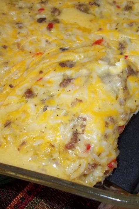 Sausage Rice And Cheese Casserole, Pork Sausage Casserole Recipes, Cheesy Sausage Rice, Sausage Casserole Dinners, Cheesy Sausage And Rice, Sausage Rice Casserole, Sausage Gravy Casserole, Sausage And Rice Casserole, Healthy Dinner Casseroles