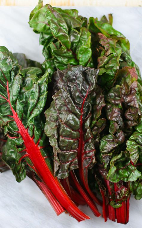 Food Color Palette, Chard Recipes Healthy, Swiss Chard Salad, Eating With Friends, Sauteed Swiss Chard, Greens Soup, Red Chard, Green Dishes, Southern Greens