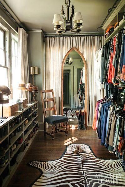 Vintage inspired closet with an eclectic spin-love! Dream Dressing Room, Dream Closet Design, Vintage Closet, Closet Remodel, Closet Room, Closet Decor, Casa Vintage, Dream Closets, Closet Inspiration