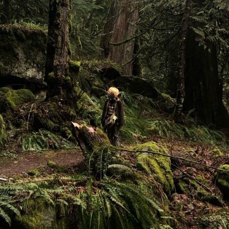 Forest Hermit Aesthetic, Elias Core, Earth Faerie, Forestcore Outfit, Forest Monsters, Goblin Forest, Goblin Aesthetic, Grunge Forest, Adventure Core