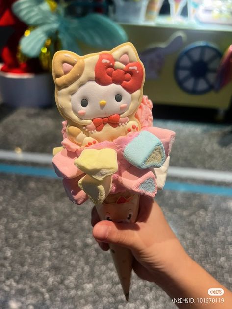 Hello Kitty Ice Cream, O Fish Ally, Pastel Cupcakes, Kitty Cafe, Kawaii Cooking, Hello Kitty Aesthetic, Cute Snacks, Ice Cream Cones, Yummy Comfort Food