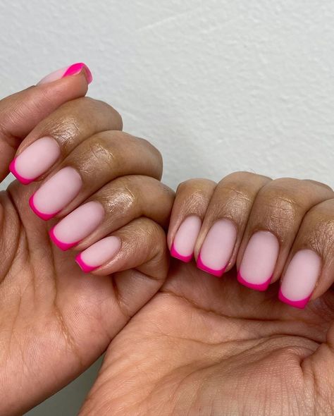 Steph - Nail Artist on Instagram: “Matte pink French 🇫🇷 Builder gel + nail art All @glitterbels used” Pretty Short Nail Designs, Builder Gel Nail Art, Matte White Nails, Pretty Short Nails, Short Nail Manicure, Multicolored Nails, Builder Gel Nails, Short Gel Nails, Pink French