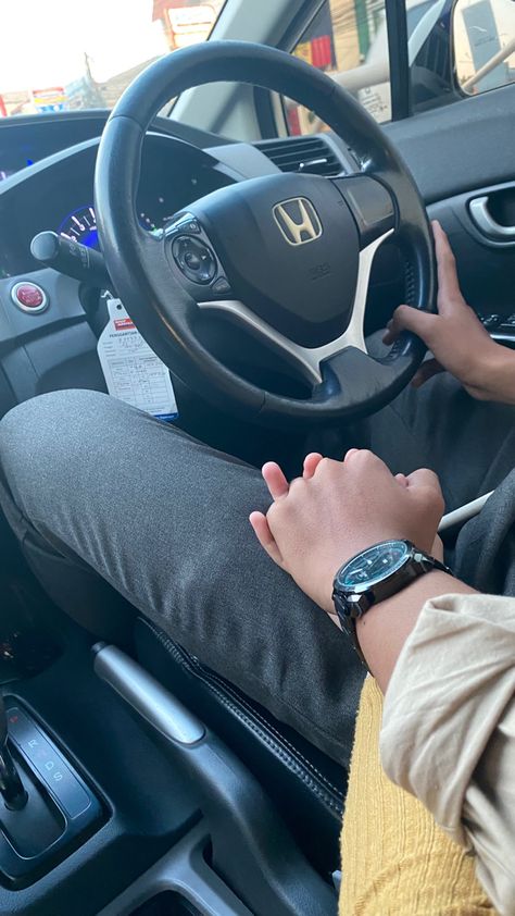 In Car Couple Pictures, Car With Boyfriend, Car Couple Aesthetic, Glam Quotes, Couples Hidden Face Pics, Luxury Couple, Snap Streak Ideas Easy, Best Snapchat