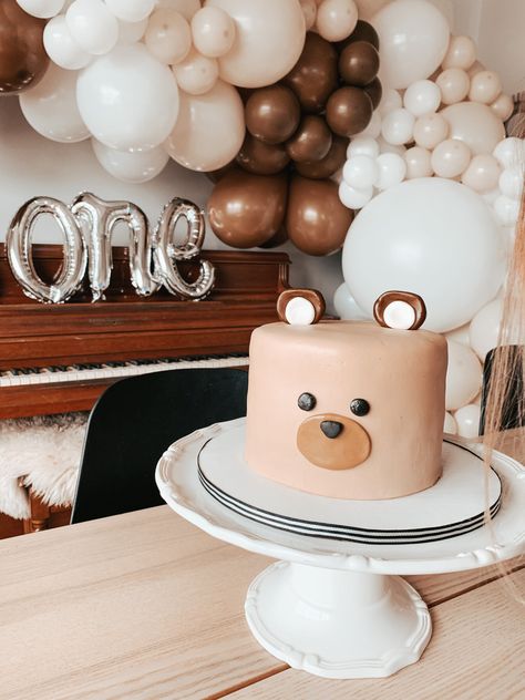 Beary First Birthday Cookies, Baby Birthday Picnic, Beary First Birthday Cake, Teddy Bear 1st Birthday Boy, Teddy First Birthday, First Bday Ideas Boy, Beary First Birthday Boy, Teddy Bear Dessert Table, Bear Smash Cake