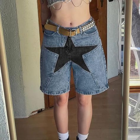 tufffff star jorts ⭐ hella comfy and perfect for summer fits Classic Denim Shorts, Denim Cargo Pants, Shorts Fit, Y2k Shorts, Vintage Preppy, Summer Streetwear, Style Cargo, Slim Denim, Denim Patches