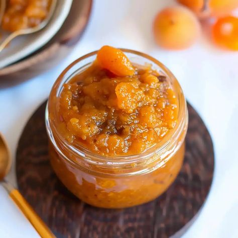 Apricot Chutney Recipes, Apricot Chutney, Apricot Sauce, Chutney Sauce, 30 Minute Recipes, Chutney Recipe, Cheese Butter, Sauces And Dips, Chutney Recipes