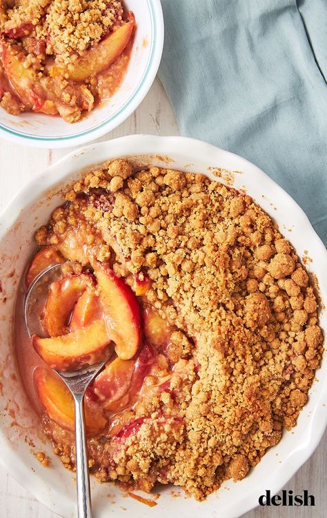 Apartment Meals, Peach Crisp Recipe, Dessert Oreo, Peach Crumble, Peach Crisp, Peach Desserts, Desserts Vegan, Crumble Recipe, Cooking Club