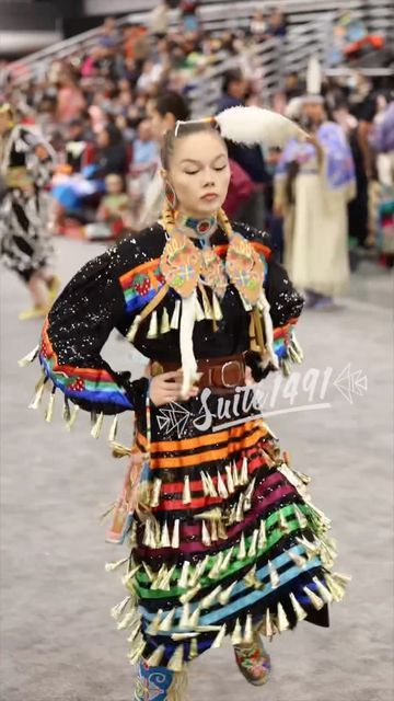 Jingle Dress Regalia, Jingle Dress Dancer, Powwow Outfits, Carnival Outfit Carribean, Native American Dance, Powwow Regalia, Jingle Dress, Native American Regalia, Native Dress