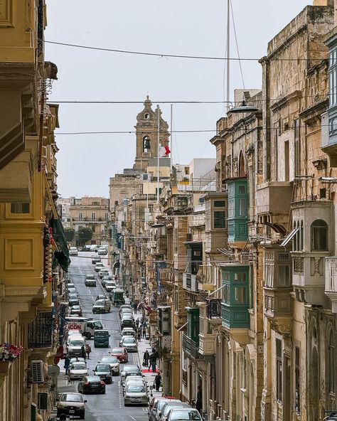 Here are 10 places not to miss when visiting the Three Cities in Malta: 1. The Inquisitor's Palace: One of the last remaining palaces of its kind in the world to learn about Malta's rich cultural and religious history. 2. The Maritime Museum: To discover the maritime heritage of Malta. 3. The Church of St. Lawrence: Dedicated to the patron saint of Birgu. 4. The Regatta: Don't miss the traditional boat races an event that is held twice a year. 5. The Vittoriosa Waterfront: Admire the c... Malta Holiday, Malta Valletta, Malta Travel, Traditional Boats, Year 5, St Lawrence, Boat Race, Maritime Museum, Holiday Packaging