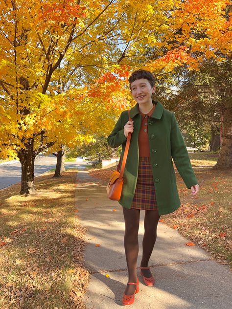 Quirky Preppy Style, Cottagecore Outfits Work, Mod Inspired Outfits, Colorful Academia Aesthetic Outfit, Wes Anderson Style Outfits, Wes Anderson Fall Aesthetic, Twee Winter Outfit, Little Women Outfit Ideas, Wes Anderson Inspired Outfits