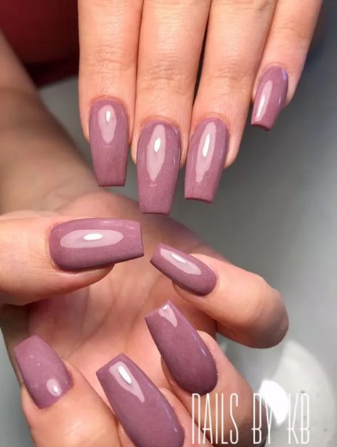 Mauve Pink Nails, Judy Nails, Mauve Nail Polish, Bridesmaid Nails, Birthday Nail Art, Purple Nail Art Designs, Birthday Nail, Butterfly Nail Designs, Pink Nail Colors