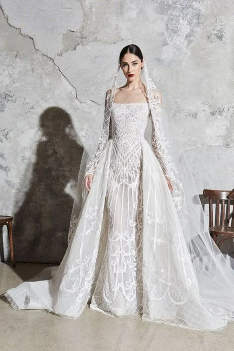 Zuhair Murad Wedding Dress, Zuhair Murad Wedding, Wedding Dresses Zuhair Murad, Wedding Dress Overskirt, Zuhair Murad Bridal, Boho Wedding Dress With Sleeves, Zuhair Murad Dresses, Short Wedding Dress Beach, Baju Kahwin