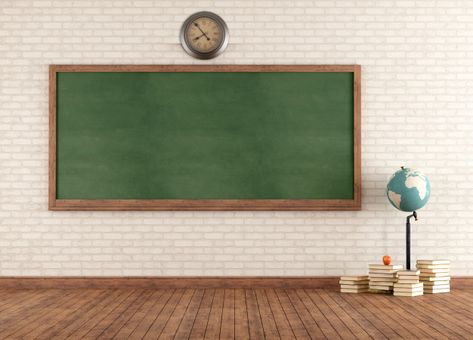 Empty vintage classroom | Premium Photo #Freepik #photo #school #wood #education #clock Zen Classroom, 5th Grade Classroom Decor, School Classroom Themes, Middle School Classroom Themes, Free Classroom Decor, Gray Brick Wall, Papan Tulis Kapur, Middle School English Classroom, Vintage Classroom