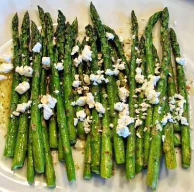 Lemon Vinagrette, How To Make Asparagus, Mashed Red Potatoes, Grilled Asparagus Recipes, Asparagus Recipes Baked, Feta Cheese Recipes, Lemon Asparagus, Feta Cheese Salad, Baked Asparagus