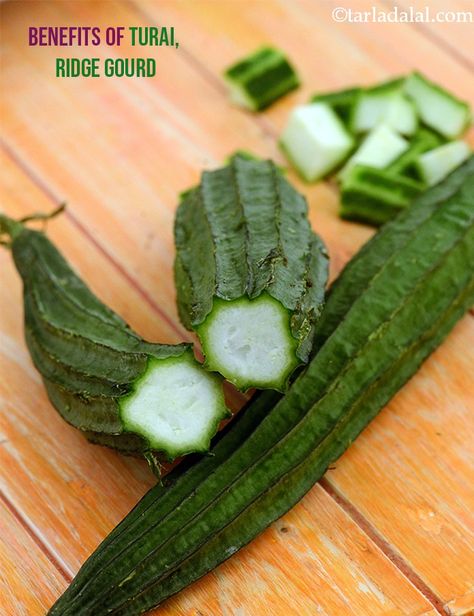 Benefits of Turai, Ridge Gourd, recipes with turai Gourd Recipes, Bread Pakora, Ridge Gourd, Dark Green Vegetables, Veggie Stir Fry, Grated Coconut, Green Vegetables, No Carb Diets, Healthy Options