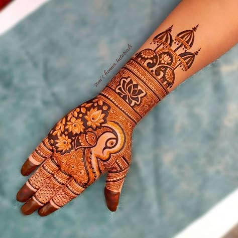 Lotus-Mehndi-Designs-Tikli.in Peacock Mehndi, Front Hand Mehndi Design, Peacock Mehndi Designs, Mehandhi Designs, Front Hand Mehndi, Hand Mehndi Design, Mehndi Designs 2018, Mehndi Designs Bridal Hands, Modern Mehndi Designs