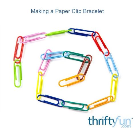 Paper Clip Diy Jewelry, Jewelry Out Of Paper Clips, Paper Clip Heart Bracelet, Paper Clip Bracelet, Metal Clip-on Jewelry For Jewelry Making, Paper Clips, Guy Drawing, Colored Paper, Paper Clip