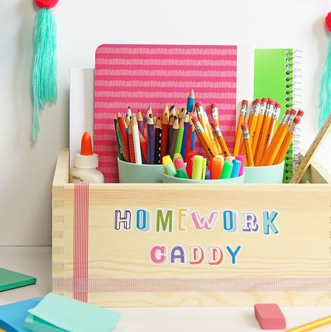 back to school craft homework caddy Craft Ideas For Students, Homework Caddy, Apple Garland, Candy Buttons, Diy School Supplies, Apple Prints, Handmade Charlotte, Studio Diy, Back To School Crafts