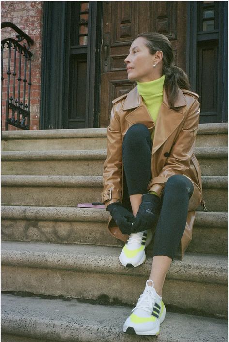 Adidas Boost Outfit, Christy Turlington Vogue, Frio Outfits, Adidas Ultra Boost 21, Ultra Boost 21, Morning Jog, Maternal Health, Adidas Boost, Sneaker Style