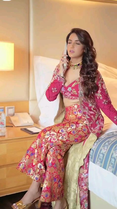 Lehengas For Wedding, Sangeet Function, Aisha Rao, Sangeet Outfit, Trendy Outfits Indian, Indian Bride Outfits, Latest Model Blouse Designs, Fashionable Saree Blouse Designs, A Fashion Designer