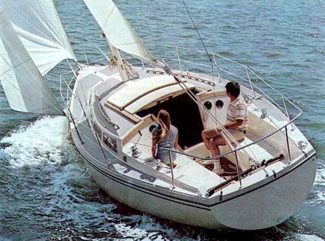 Sailboats Catalina 30, Sailboat Life, Used Sailboats, Liveaboard Sailboat, Sailboat Yacht, Sailboat Living, Sailboats For Sale, Sail Life, Sailing Yachts