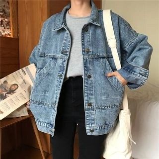 Oversized Denim Jacket Outfit, Jacket Outfit Women, Loose Coat, Fitted Denim Jacket, Denim Jacket Outfit, Coat Autumn, Denim Chic, Oversized Denim Jacket, Women Jacket