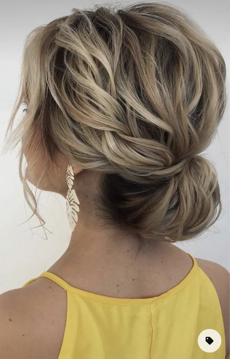 Updo Hairstyles For Wedding, Mother Of The Groom Hairstyles, Hairstyle Updo, Hairstyles For Wedding, Up Dos For Prom, Wedding Hair Up, Banana Hair Clips, Guest Hair, Banana For Hair