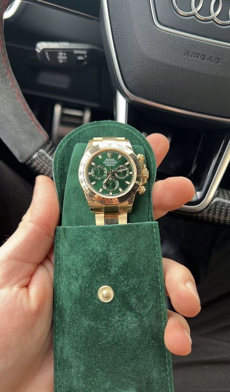 Fancy Watches Men, Aesthetic Watch For Men, Rolex Aesthetic Man, Fancy Watches, Rolex Watches For Men, Men Stylish Dress, Gold Watch Men, Jewelry Accessories Ideas, Rolex Watch