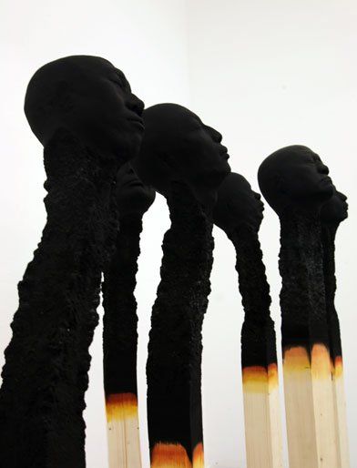 Wolfgang Stiller, Matchstickmen, art, sculpture - giant matchsticks with burnt match heads that look disturbingly like blackened human heads Human Head, Sculpture Installation, Figurative Sculpture, Land Art, Art Sculpture, Art Moderne, Installation Art, 3d Art, Artist Inspiration