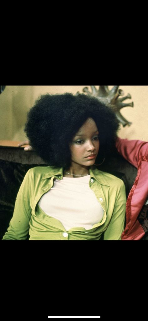 Joyce Walker, 70s Black Women, Feminine Black Women, 70s Fashion Men, Hair Canvas, African American Beauty, 60s 70s Fashion, Vintage Black Glamour, Lizzie Mcguire