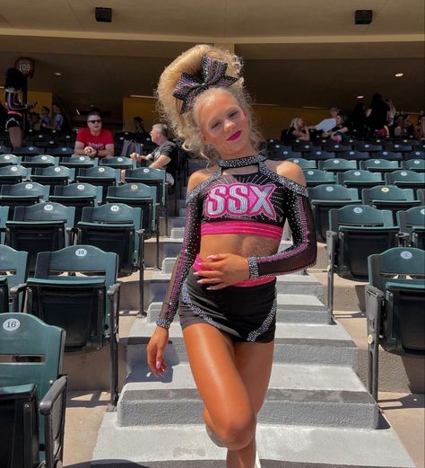 Comp Cheer Pictures, Allstar Cheer Pictures, Comp Cheer, All Star Cheer Uniforms, Cheer Practice Outfits, Allstar Cheer, Cheer Routines, Cheer Extreme, Cheer Pics