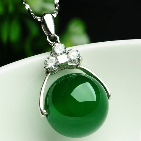 Quartz Crystal Jewelry, Chalcedony Necklace, Silver 925 Necklace, Ball Pendant, Green Agate, Jade Pendant, Green Jade, Silver Pendants, Agate Pendant