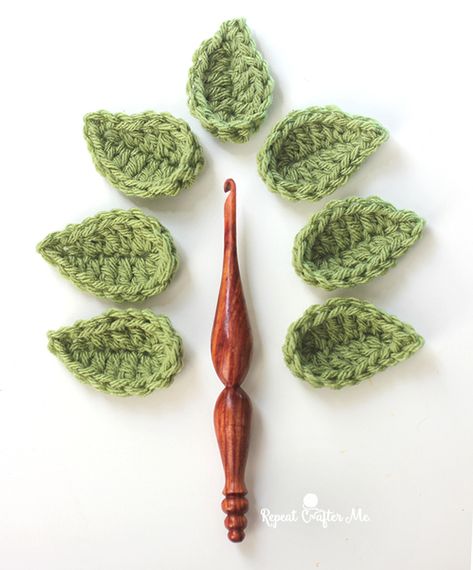 Crochet Leaf Pattern - Repeat Crafter Me Crocheted Leaves, Crochet Puff Flower, Crochet Leaf, Repeat Crafter Me, Crochet Leaf Patterns, Knit Projects, Crocheted Flowers, Crochet Leaves, Manta Crochet