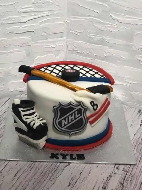 Goalie Cakes Hockey, Hockey Birthday Cake For Boys, Hockey Grooms Cake, Ice Hockey Cake Ideas, Hockey Cake Ideas Birthdays, Easy Hockey Cake, Hockey Smash Cake, Ice Hockey Birthday Cake, Hockey Themed Birthday Party Decorations