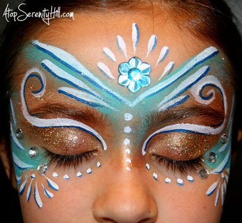 Girl with fairy princess face paint Princess Face Paint, Bunny Face Paint, Face Paint Tutorial, Princess Face Painting, Fairy Face Paint, Girl Face Painting, Face Painting Tutorials, Paint Tutorial, Princess Face