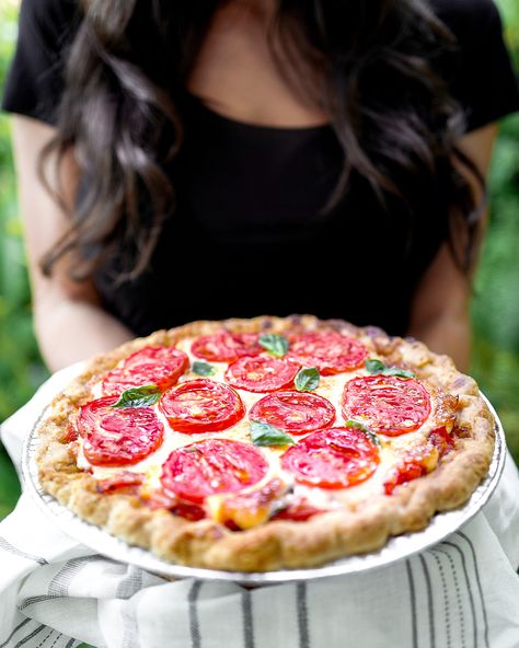 Chef And The Farmer, Vivian Howard, Southern Pies, Tomato Pie Recipe, Pie Dough Recipe, Produce Recipes, Savory Pies, Baked Tomatoes, Tomato Pie