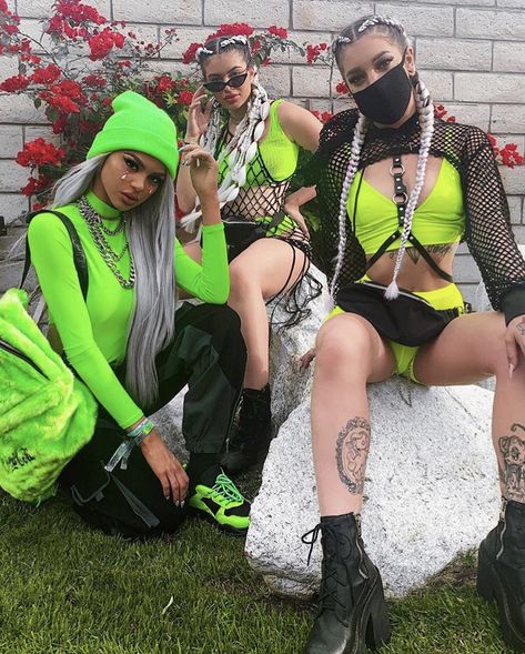 Neon Rave Outfits Ideas, Neon Green Rave Outfit, Green Rave Outfit, Neon Green Outfit, Neon Festival Outfit, Neon Rave Outfits, Neon Green Outfits, Kristen Hancher, Rave Looks