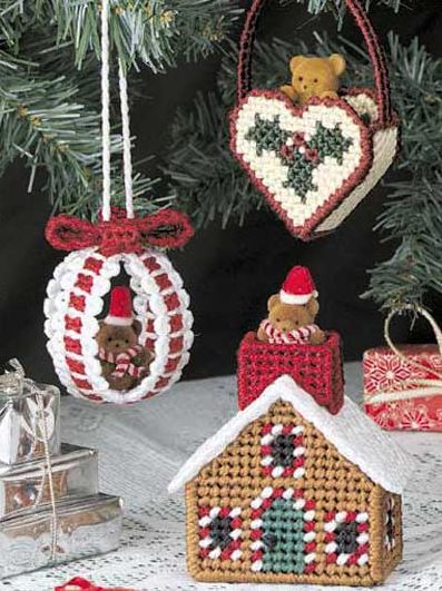 OF MICE AND raMEN: Plastic Canvas Craft Ideas Christmas Tree Trimming, Teddy Bear Christmas, Plastic Canvas Pattern, Plastic Canvas Ornaments, Bear Christmas, Plastic Canvas Christmas, Plastic Canvas Patterns Free, Christmas Canvas, Plastic Crafts