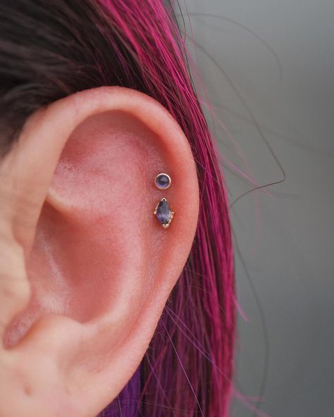 Ryan Dreyfuss on Instagram: "Iolite is one of the ✨dreamiest✨ stones to exist and no one can convince me otherwise! Double Helix wearing a Beaded Marquise & Cup Bezel…" Double Helix Piercing Jewelry, Double Helix And 3 Lobe, Helix Piercing Stud Double, Triple Lobe Double Helix Piercing, Double Lower Helix Piercing, Double Midi Helix Piercing, Double Helix Piercings, Helix Piercing Stud, Double Helix Piercing