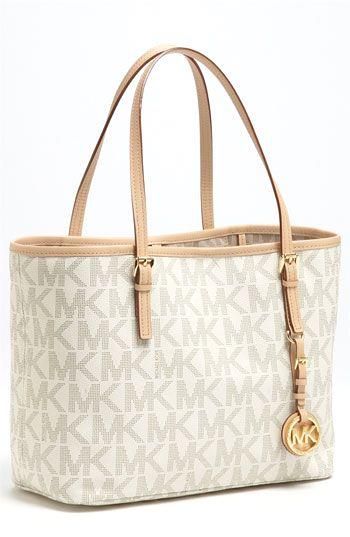 Michael Kors  Michael Kors Sac Michael Kors, Outlet Michael Kors, Birthday Gifs, Dream Bags, Unique Handbag, Mk Handbags, Cheap Michael Kors, Ladies Bag, Beautiful Stationery