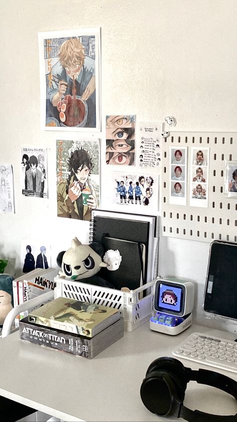 Otaku Room Aesthetic, Buku Diy, Korean Room, Table Aesthetic, Desk Tour, Study Desk Decor, Otaku Room, Home Decor Idea, Pinterest Room Decor