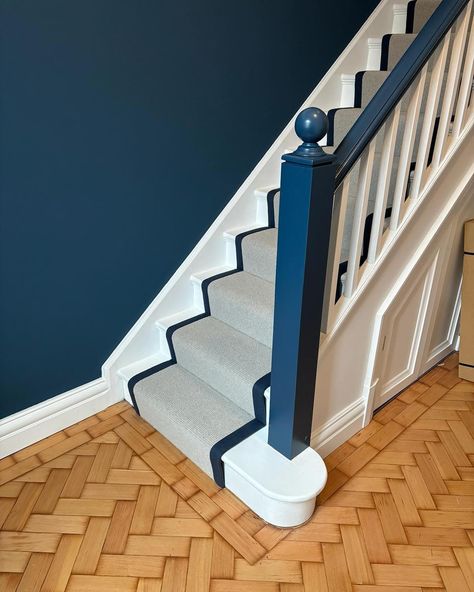 Immaculate install by the very talented Simon based in Chester. We edged the stair runner in a navy blue herringbone tape. #carpetedging #carpetwhipping #stairrunner #carpetbinding #stairs #staircarpet #carpet #tapebinding Blue Carpet Runner On Stairs, Navy Carpet Stairs, Navy Staircase, Navy Stairs, Stairs And Landing Ideas, Navy Carpet, Landing Ideas, Hall Stairs, House Staircase