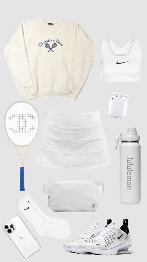 Sporty Preppy Style, Tennis Outfit Inspiration, Matching Tennis Outfits, 90s Tennis Aesthetic, Cute Tennis Bag, Tennis Outfits Practice, Tennis Practice Outfit, Cute Tennis Outfits, Tennis Essentials