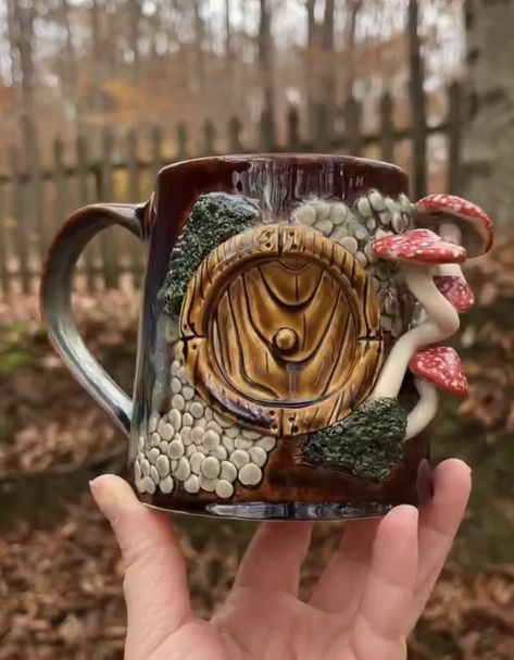 Fall Pottery, Polymer Clay Fairy, Teapot Design, Flower Pot Design, Diy Air Dry Clay, Clay Fairies, Pretty Mugs, Pot Designs, Teapots And Cups