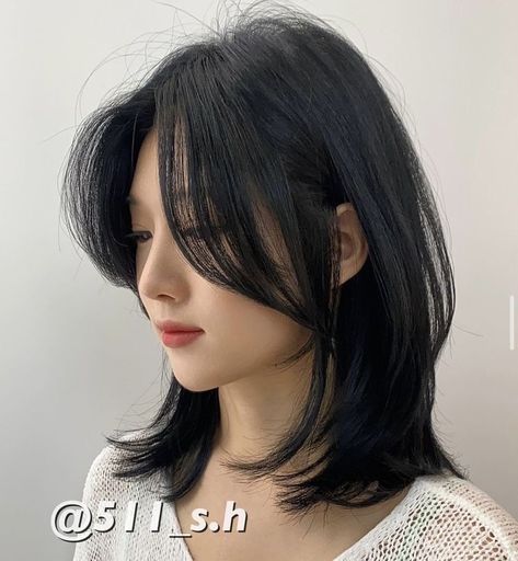 Korean Short Hair, Hair Style Korea, Asian Short Hair, Hair Inspiration Short, Hairstyles For Layered Hair, Shot Hair Styles, Haircuts For Medium Hair, Haircuts Straight Hair, Hair Stylist Life