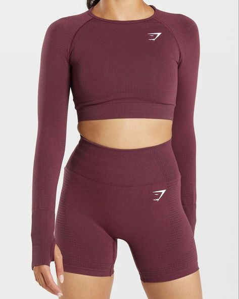 Gymshark Vital Seamless, Gymwear Outfits, Crop Top Shorts, Baggy T-shirt, Gym Workout Outfits, Gymshark Women, Workout Crop Top, Cropped Tops, Crop Top And Shorts