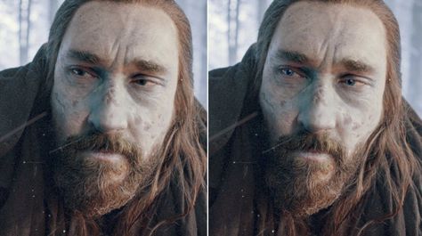 How the cast of Game of Thrones should really look Benjen Stark, Game Of Thrones Show, Gray Eyes, True Identity, Book Reader, The Cast, Side By Side, Eye Black, Blue Eyes