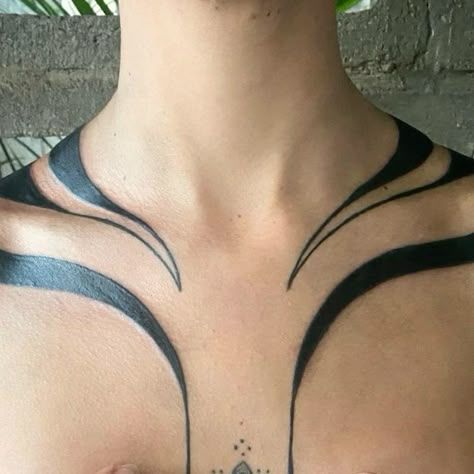 Blackwork Chest Piece, Abstract Blackwork Tattoo, Freehand Tattoo Ideas, Black Chest Tattoo, Blackwork Chest Tattoo, 2spirit Tattoo, Black Line Tattoo, All Black Tattoos, Henna Inspired Tattoos