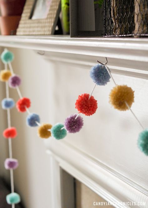 Easter Pom Pom Garland is a simple DIY craft using yarn that you can make this weekend. It'll add a little cheer to your holiday decor or even add a sweet pop of colour, now that spring has sprung, to your home. Easter Crafts For Adults Diy, Easy Easter Crafts For Adults, Crafts For Adults Diy, Diy Frühling, Easter Crafts For Adults, Diy Pom Pom, Pom Garland, Easy Easter Crafts, Diy Crafts For Adults