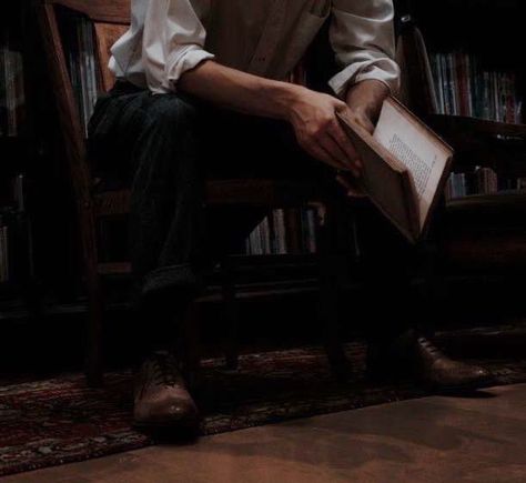 Male Professor, Professor Aesthetic, Rebecca Ross, Divine Rivals, Anthony Bridgerton, Teacher Aesthetic, Will Herondale, Fictional Men, Teachers Pet